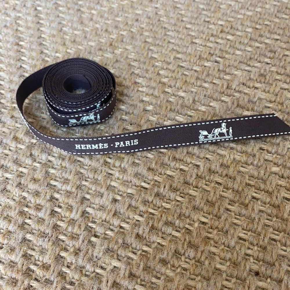 Hermès gift ribbon